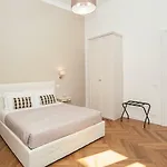 Luxury & Charme Colosseo شقة *