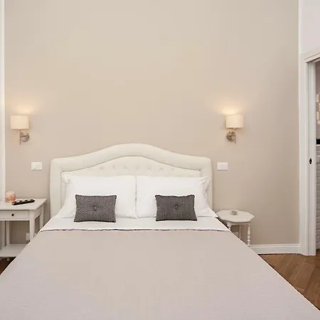 Luxury & Charme Colosseo شقة *