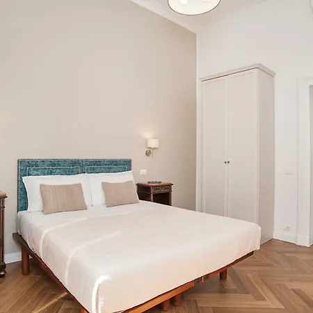 Luxury&charme Colosseo * Rome
